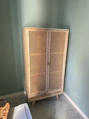 Phòng đôi Superior | Bộ đồ giường kháng dị ứng, chăn bông, minibar, két bảo mật tại phòng
