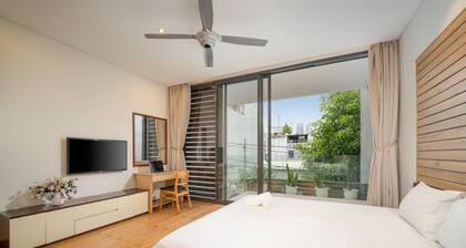 T P Deluxe Villa