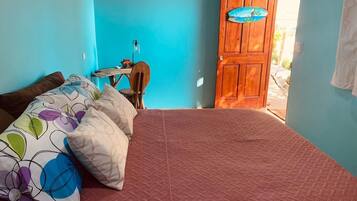 1 chambre, coffres-forts dans les chambres, bureau, Wi-Fi gratuit