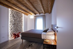 2 camere, culla da viaggio, Wi-Fi gratuito, lenzuola