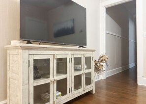 Interior - The Harrison F / Steps from Riverfront EVV 1BR/1BA Downtown Apartment (Evansville)