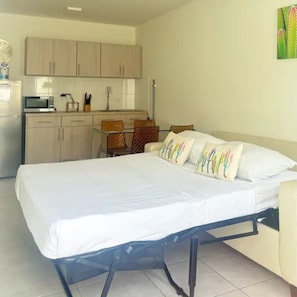 1 bedroom, in-room safe, iron/ironing board, WiFi