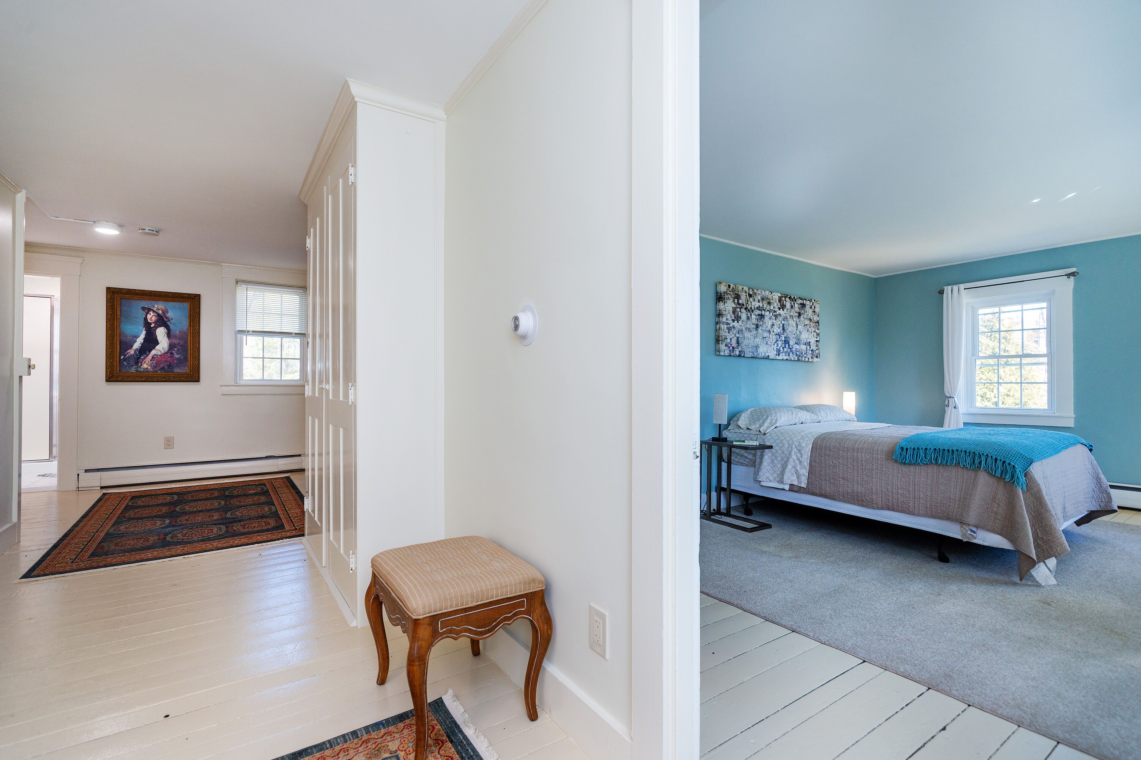 6 bedrooms, iron/ironing board, travel crib, free WiFi