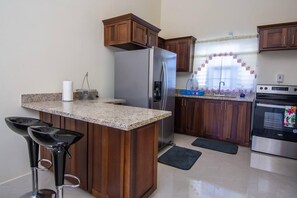 House | Private kitchen | Fridge, microwave, oven, electric kettle