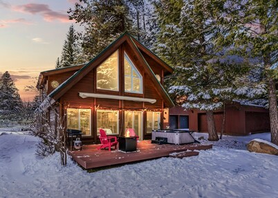 Golf Course views, Close to Lake, Hot Tub