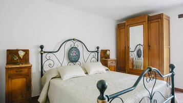 1 sovrum och sÀngklÀder