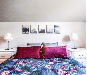 1 habitación, tabla de planchar con plancha, wifi y ropa de cama 