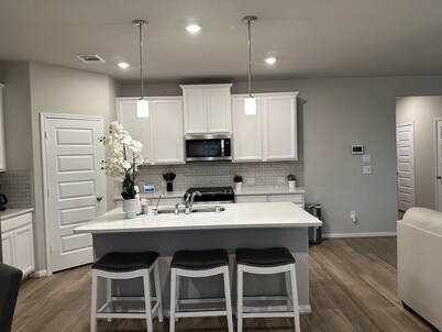 4-Bedroomed Oasis near The Woodlands