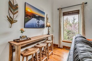 Interior - Luxury Lodge | Pool • Hot Tub • Firepit • 16 (Hollister)