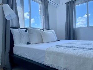 2 bedrooms, in-room safe, iron/ironing board, free WiFi - Modern 2BR Condo with Private Terrace In Bavaro punta cana near PUJ (Punta Cana)