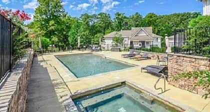 Ground floor Lake Martin Condo!