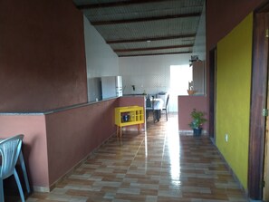 Dining - Casa bem Aconchegante, Ambiente Familiar e Próximos a Diversas Praias, Bares (Itapuã Salvador)