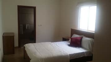1 habitación, espacio para trabajar con laptop y wifi gratis