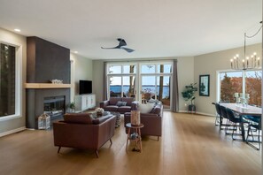 Flat-screen TV, fireplace, ping pong, computer monitors - Serenity Overlook-Luxury Estate With Hot Tub (Traverse City)