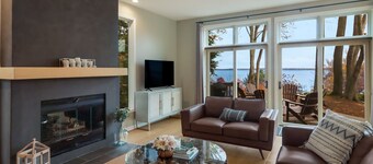 Serenity Overlook-Luxury Estate With Hot Tub