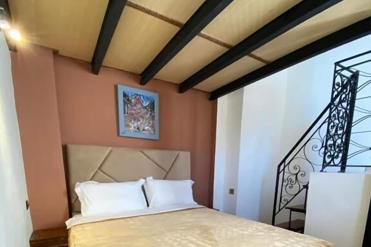 Superior Suite | 1 bedroom, premium bedding, desk, laptop workspace