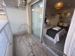 Balcony - Urban Luxury- Studio Living in San Telmo Num6917 (Buenos Aires)