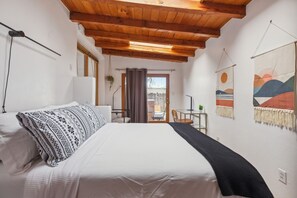 1 Schlafzimmer, Schreibtisch, Bügeleisen/Bügelbrett, kostenloses WLAN