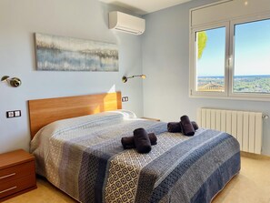 3 soverom, strykejern/-brett, wi-fi og sengetøy