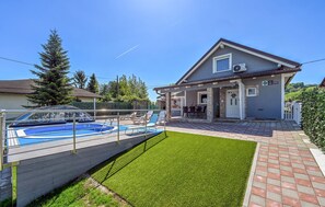 Exterior - Stunning home in Sveti Kriz (Sveti Kriz)