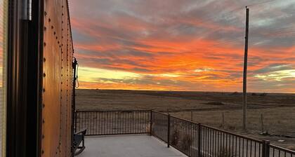 Beautifully renovated vintage train car near the Palo Duro Canyon and WTAMU