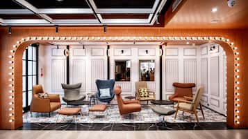 Sala de estar en el lobby
