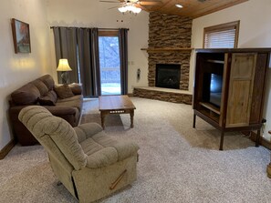 Fireplace - Find your Paradise 2 right in the middle of what brings you to Ruidoso! (Ruidoso)