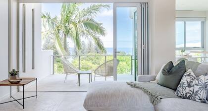 The Platinum 3BR Luxe Residence in Sunshine Beach
