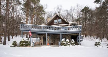 Cozy Paradise Home In The Woods!