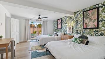 4 bedrooms, iron/ironing board, free WiFi, bed sheets