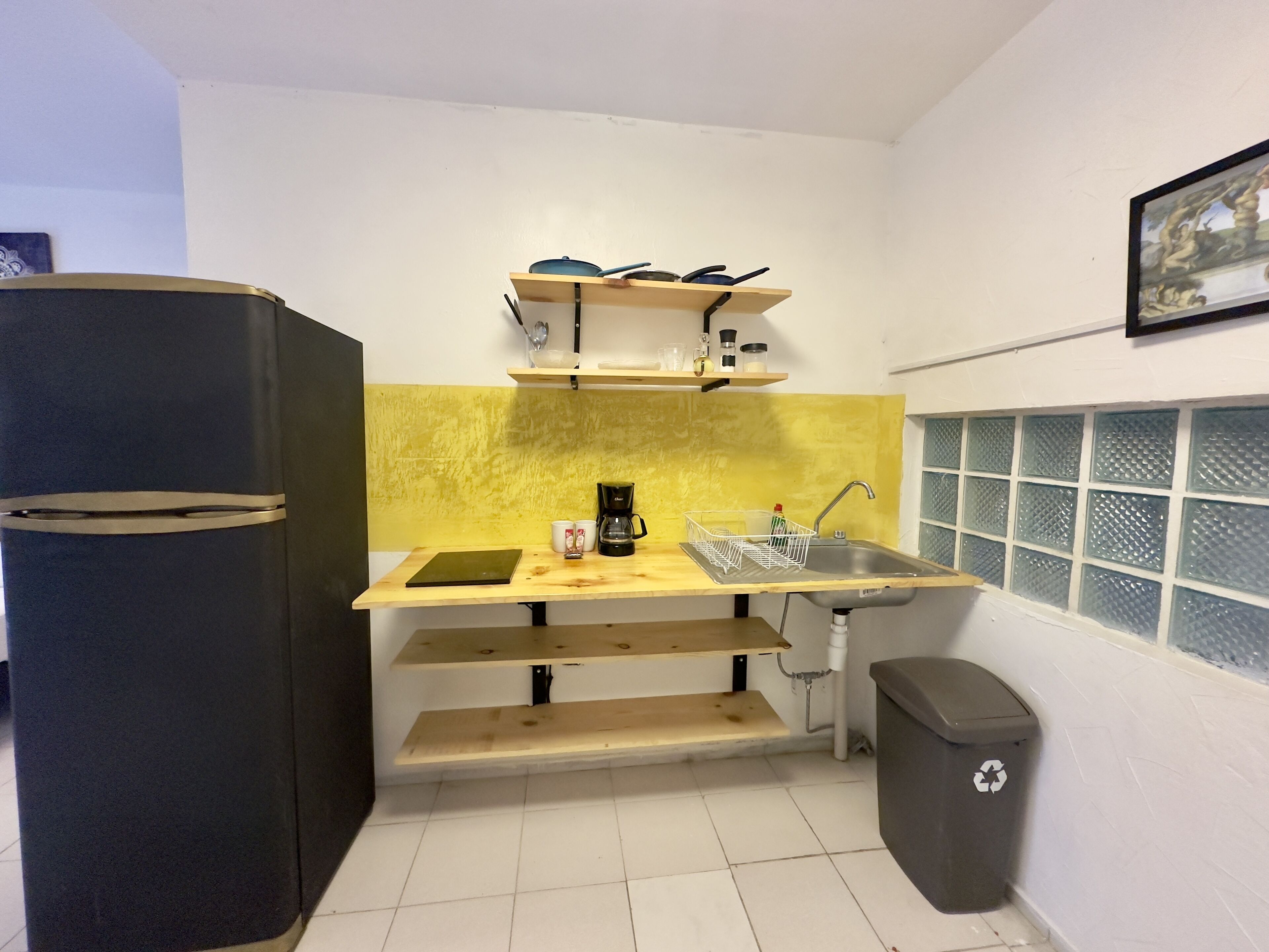 Foto - Suites Brisa Marina - atrás de Playa Regatas y el Malecón, 6 calles del Acuario