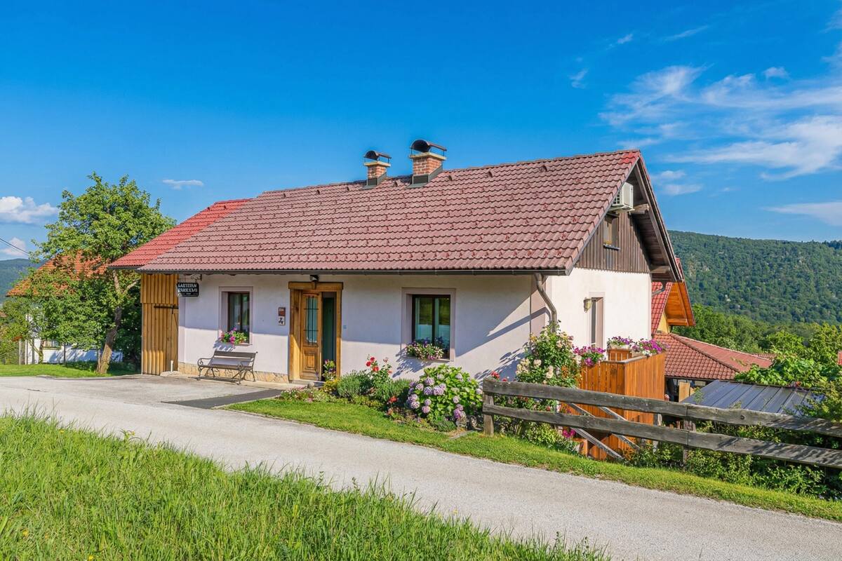 Maison familiale, 4 chambres, 2 salles de bains (Lukec Homestead Adventure Stay) | Extérieur