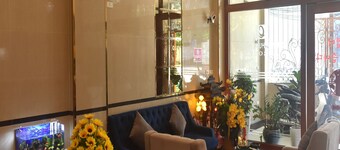 Thanh Hang Hotel near Emerald My Dinh