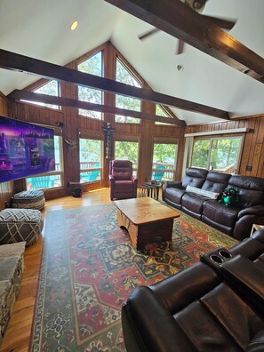 Smart TV, fireplace - Lake Santeetlah Family Retreat: 4BR/4.5BA w/ Kayaks & Grills (Robbinsville)