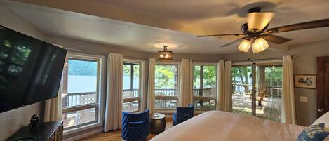 4 bedrooms, free WiFi, bed sheets