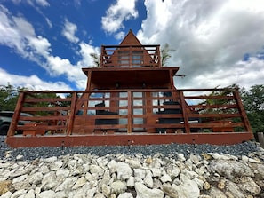 Exterior - Cabaña 787
Scape from reality in a cozy cabin
steps to a geological place. (Lares)