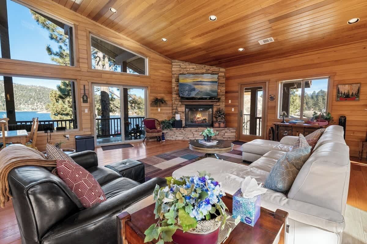 電視、壁爐、 辦公室