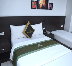 Superior Double Room - Sao Hotel Nguyen Ngoc Vu (Hanoi)