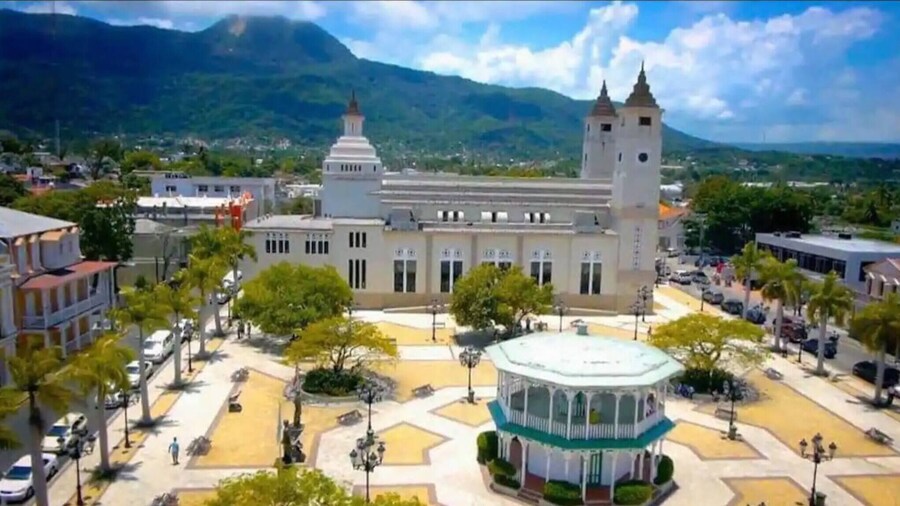 Modern 2 Bedroom Apartment 5b in Puerto Plata