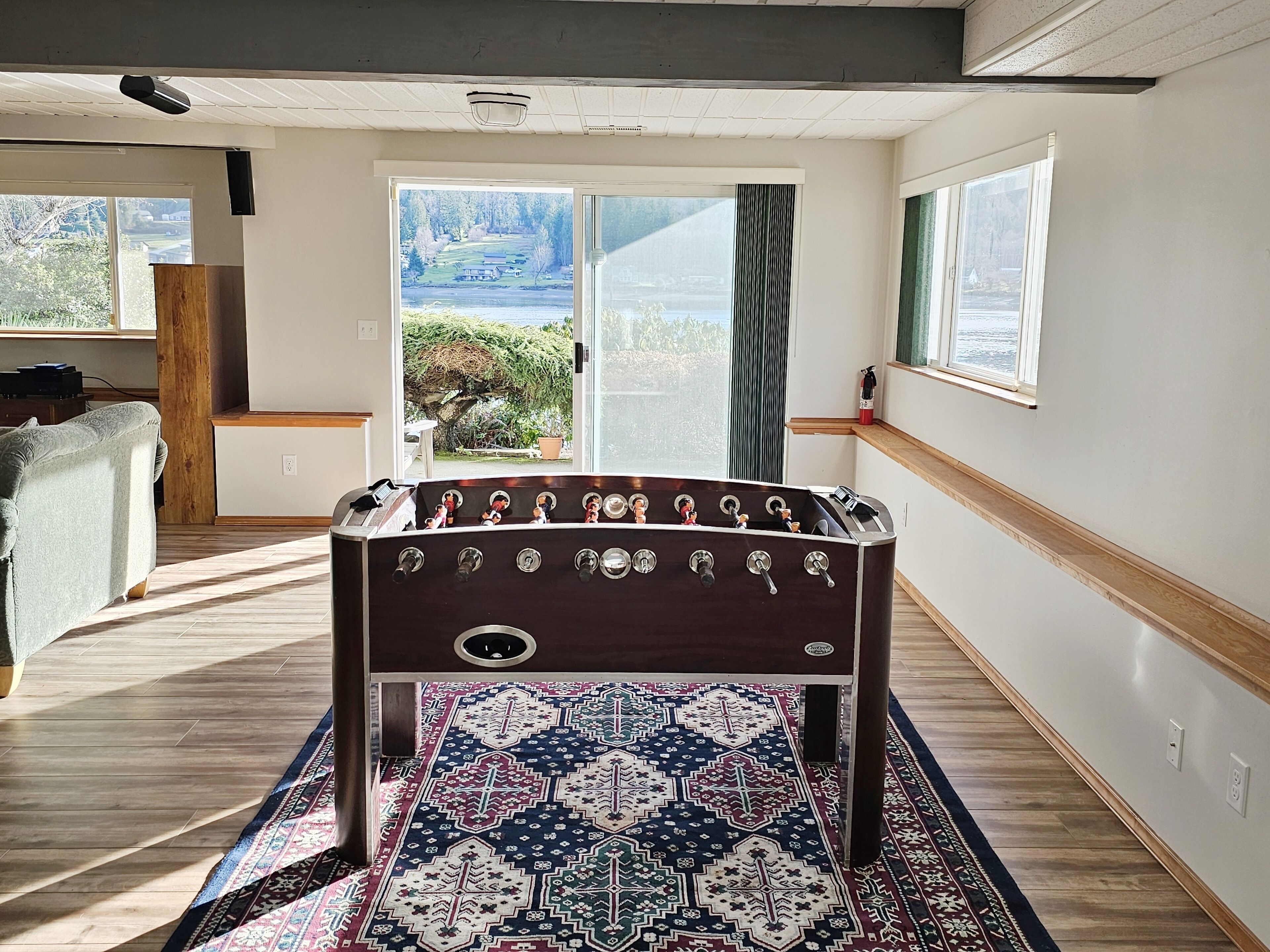 Fuseball Table