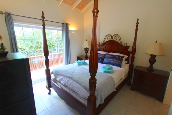 4 dormitorios, tabla de planchar con plancha, wifi gratis y ropa de cama