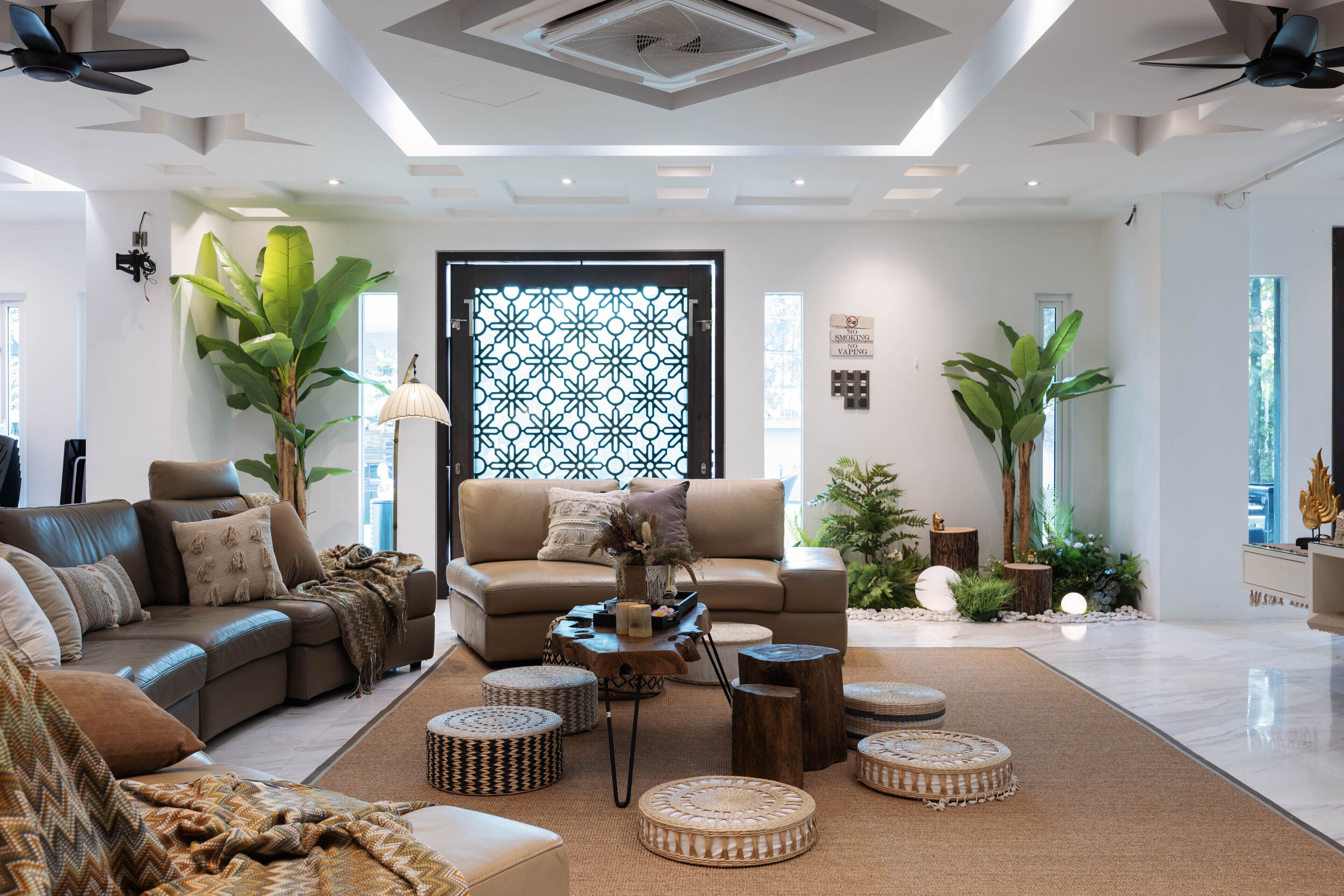 13 habitaciones, cortinas blackout, wifi gratis y ropa de cama 