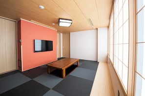 客房, 非吸煙房 (Japanese-Western, No Housekeeping) | 1 間臥室、客房內保險箱、熨斗/熨衣板、免費無線上網
