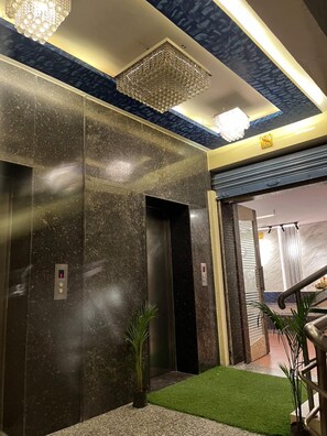 Reception - Vaidh Business Hotel (Hyderabad)