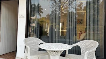 Garden View Cottage Room | 1 bedroom, free WiFi, bed sheets
