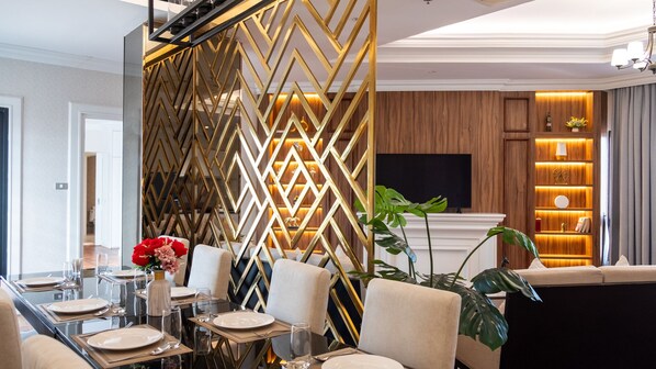 Presidential Studio Suite | Living area