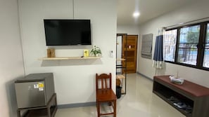 Double or Twin Room | Free WiFi