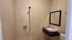 Unclassified image, 2 of 9, button - Core Inn Juwita Hotel (Kepanjen)