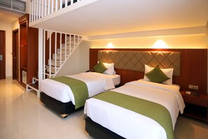 Junior Suite, Multiple Beds, Non Smoking | Desk, soundproofing, iron/ironing board, free WiFi