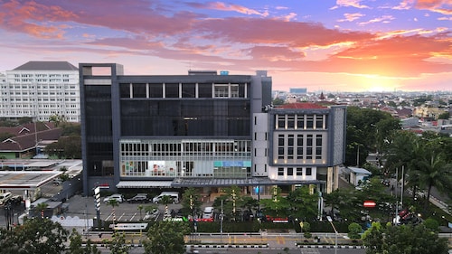 Luxury Inn Arion Hotel Rawamangun